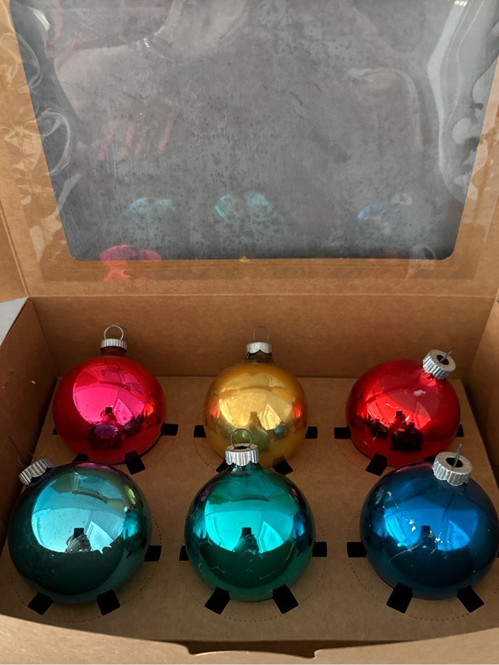 BOX OF 6 VINTAGE SHINY BRITE ORNAMENTS MULTI-COLOR